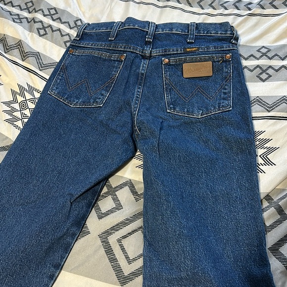 Vintage Wrangler cowboy cut jeans size 29 waist 32 Length - Picture 4 of 5